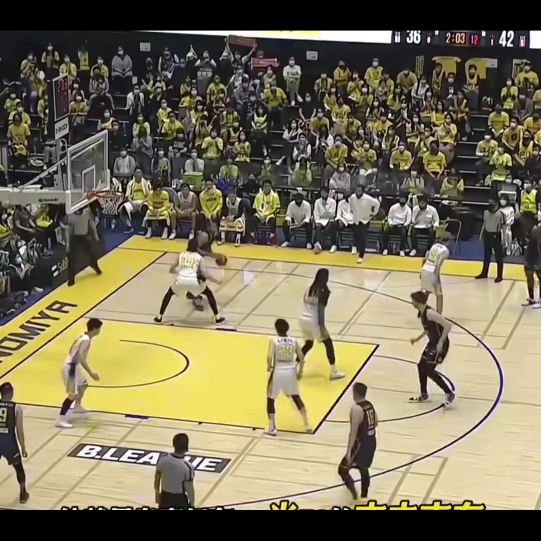 世界篮坛最矮的中锋身高1米88却有2米13的臂展还拿过欧洲联赛的篮板王