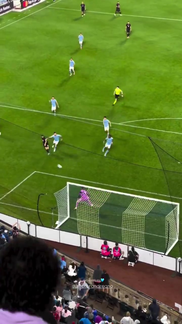 对位梅西的防守球员我也是体验了一把博阿滕的感觉