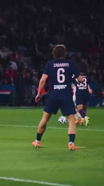 场边高速摄像机直拍白堡第二粒进球莫雷拉接灵性挑传破门