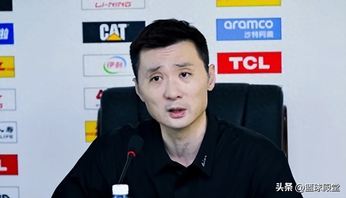 输北京发布会!刘炜不满篮板直指李炎哲,西尔扎提认可自身防守!