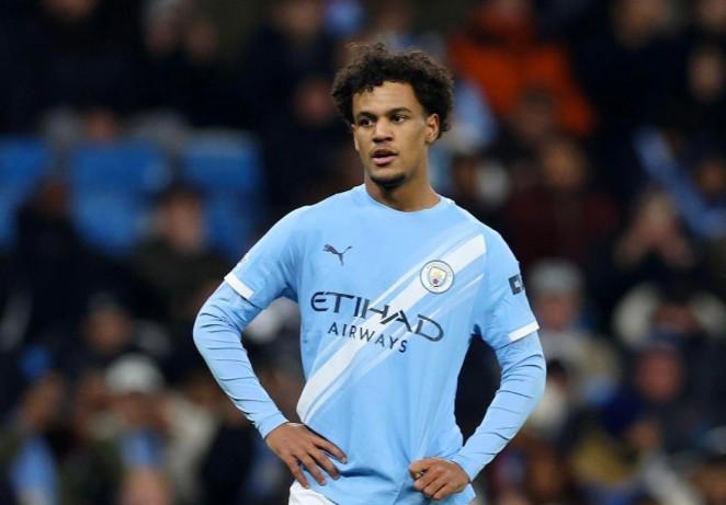 图片报:多特正在探索租借奥斯卡-鲍勃的可能性